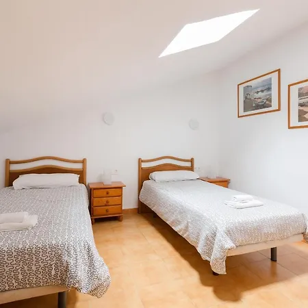 Daruma 2-bedroom Duplex With Sea Views *